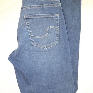 Levi's Women's Blue Skinny Jeans 8m W29 L30 Medium Wash‎ Soft Stretchy